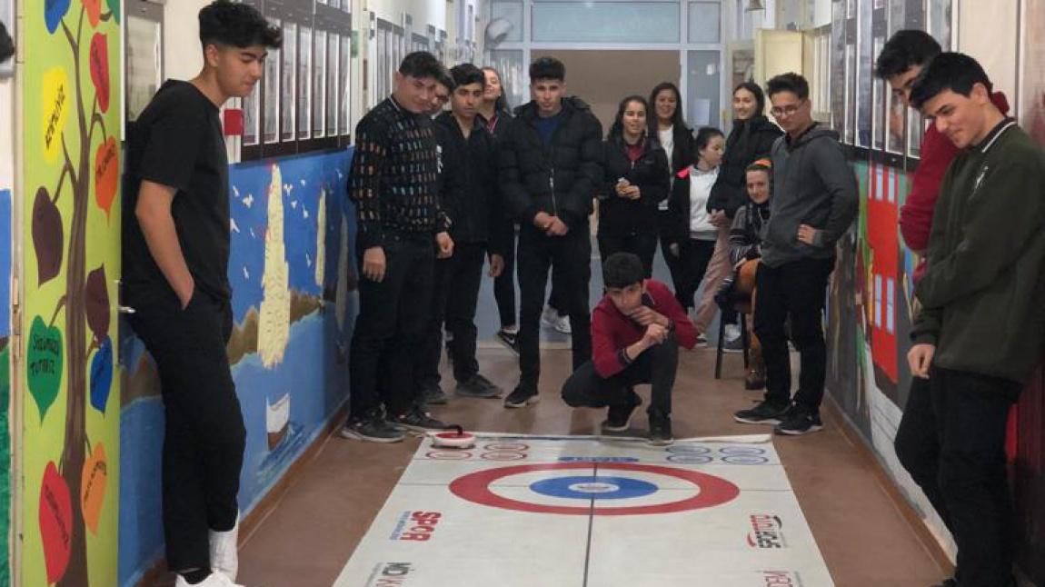Okulumuzda Floor Curling Turnuvası Düzenlendi
